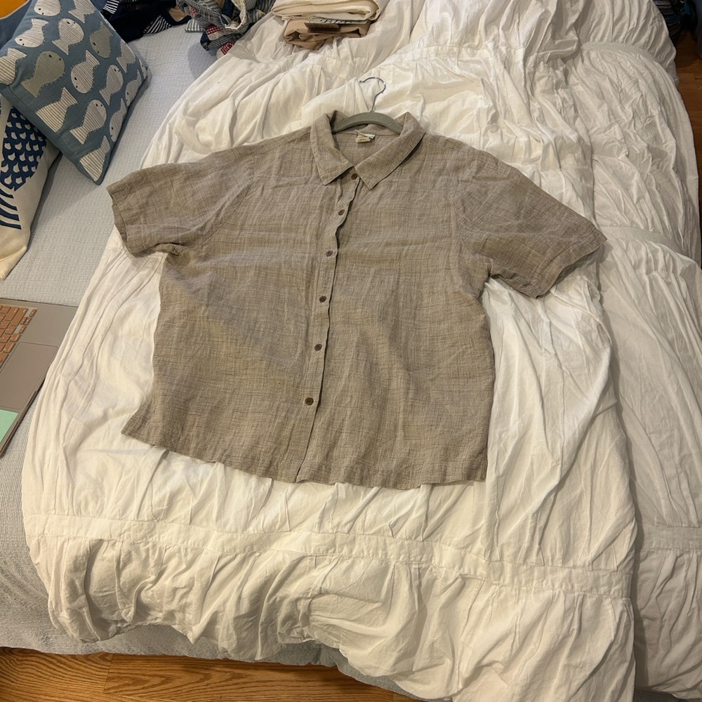 Eileen Fisher Taupe Short-Sleeve Button-Front Linen-Blend Shirt